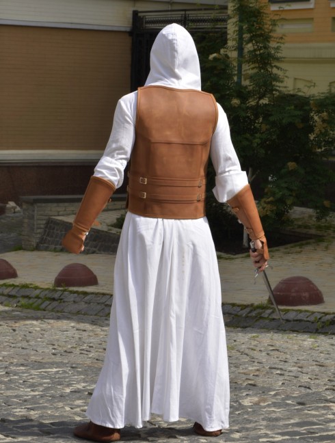 LEATHER ASSASSIN ARMOR: VEST AND BRACERS  Armure fantaisie